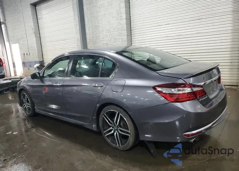 2017 Honda Accord Sport z USA, uszkodzony, nr VIN 1HGCR2F57HA159395